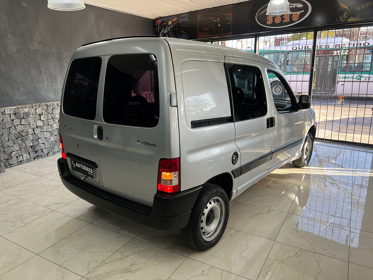 Citroën Berlingo Furgon 1.6 Hdi 92 Bussines Mixto - imagen 15
