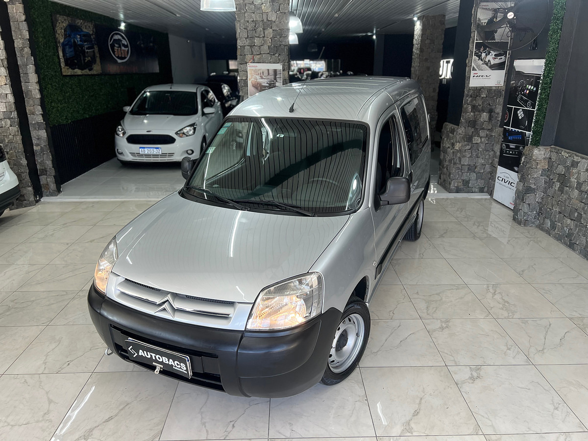Citroën Berlingo Furgon 1.6 Hdi 92 Bussines Mixto - imagen 2