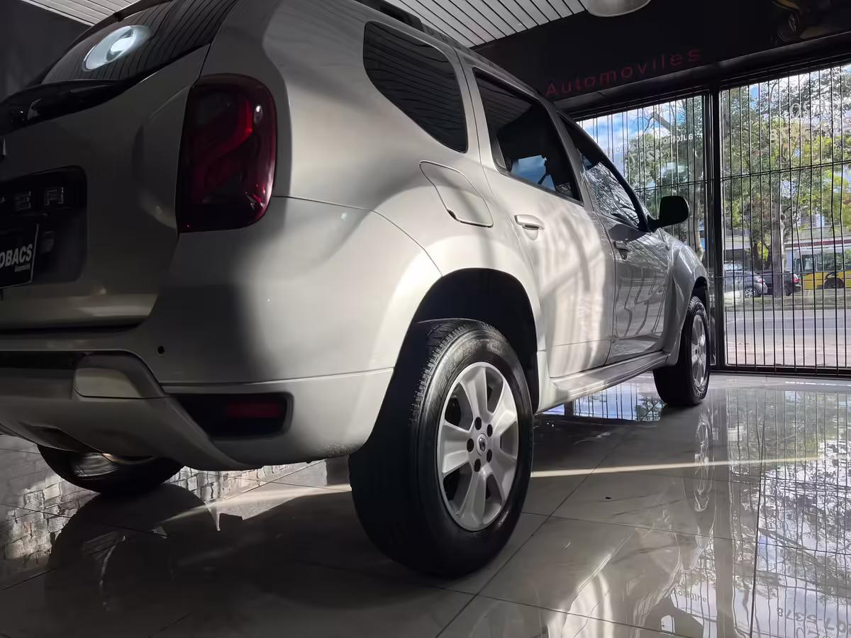 Renault Duster 1.6 Ph2 4×2 Privilege 110cv - imagen 8