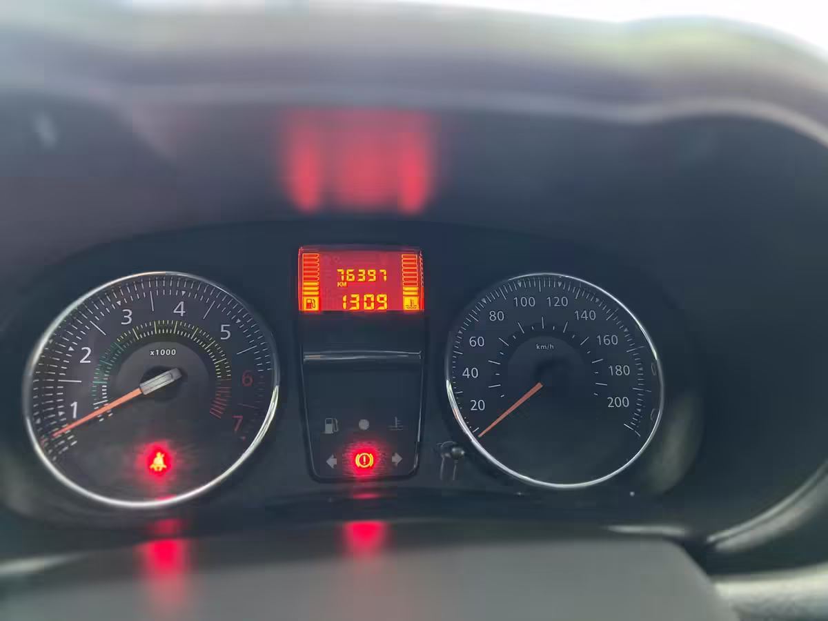 Renault Clio 1.2 Mio Confort Pack 5p