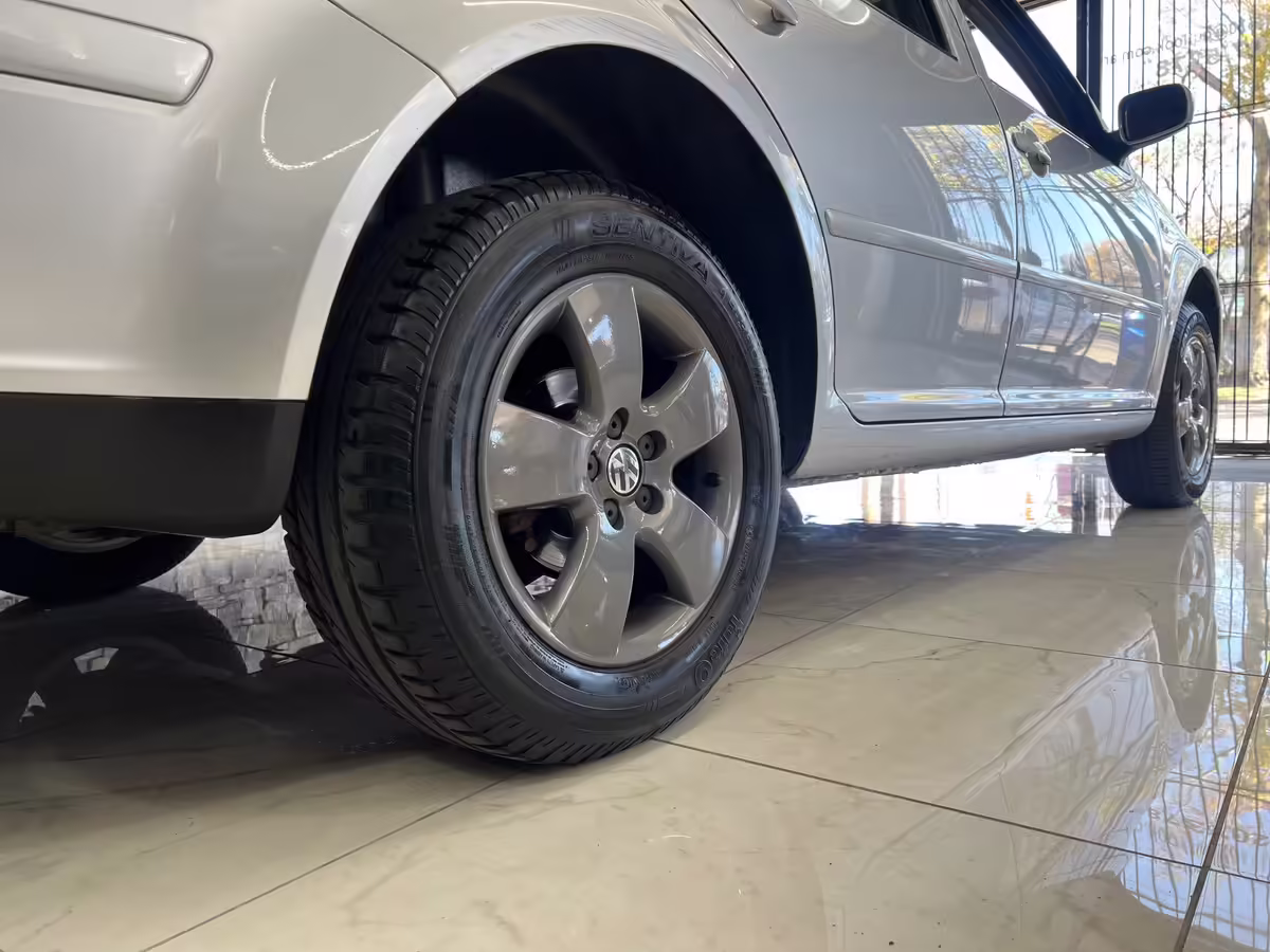 Volkswagen Bora 2.0 Trendline 115cv - imagen 13