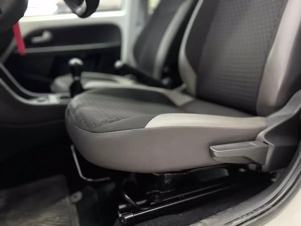 Volkswagen Up! 1.0 Cross Up! - imagen 13