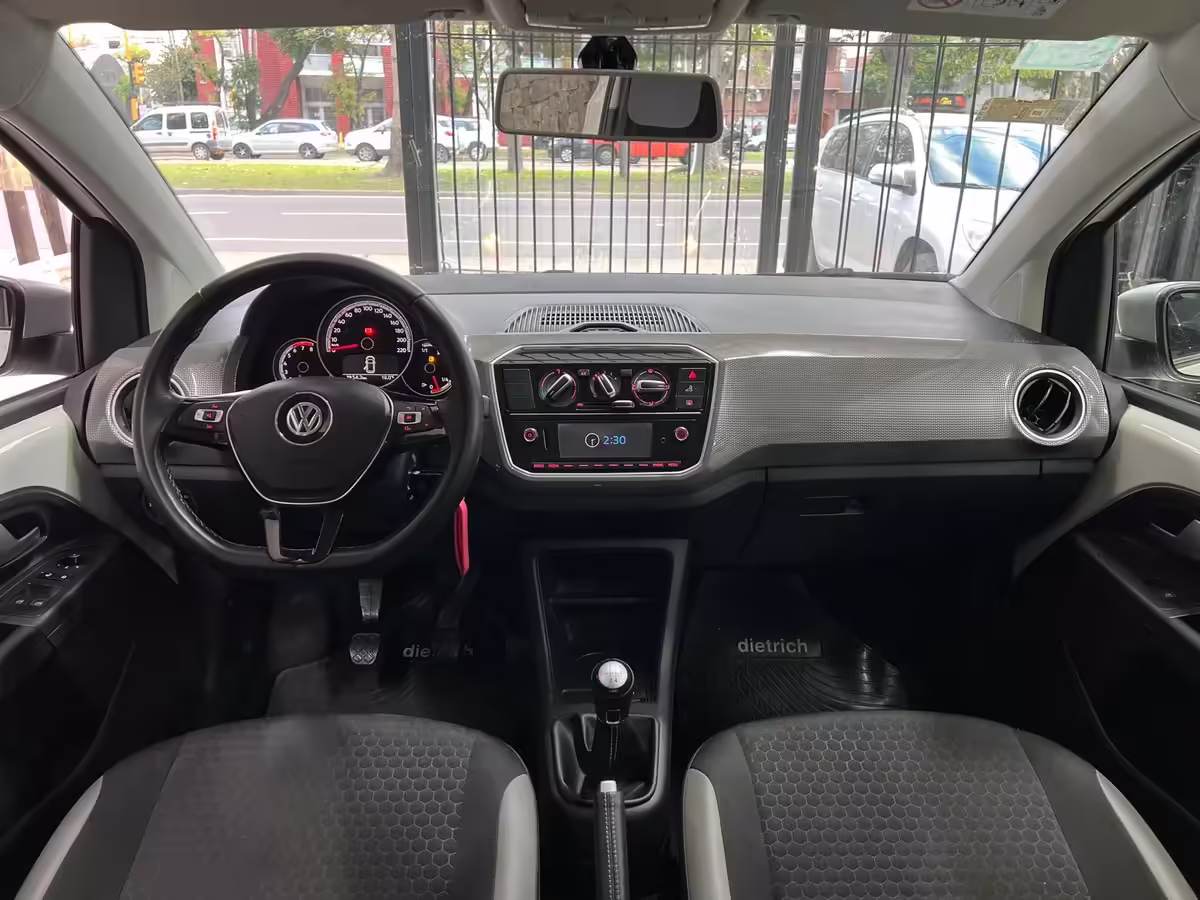 Volkswagen Up! 1.0 Cross Up! - imagen 17