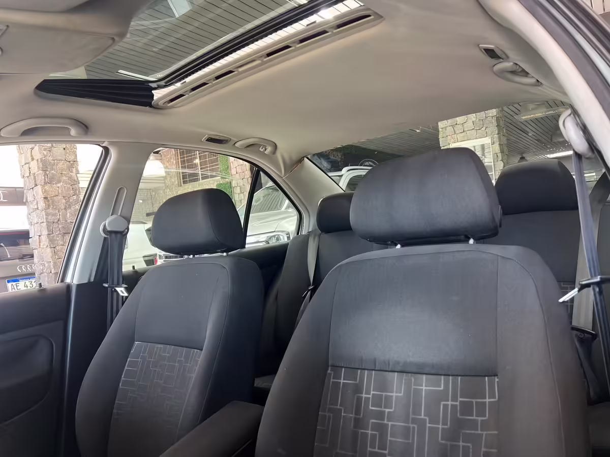 Volkswagen Bora 2.0 Trendline 115cv - imagen 17