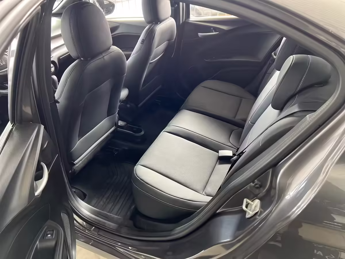 Fiat Cronos 1.3 Precision Cvt - imagen 16