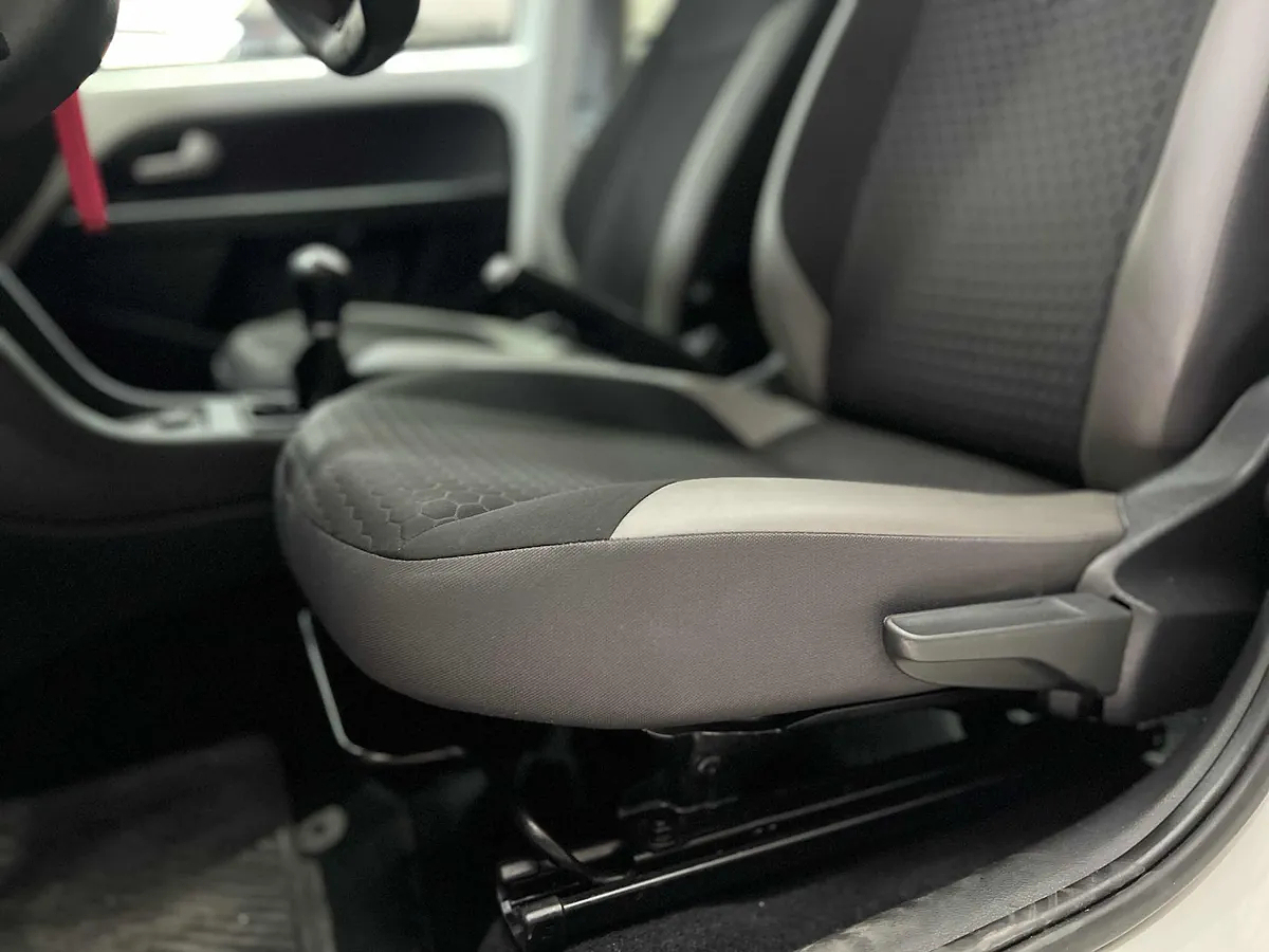 Volkswagen Up! 1.0 Cross Up! - imagen 16