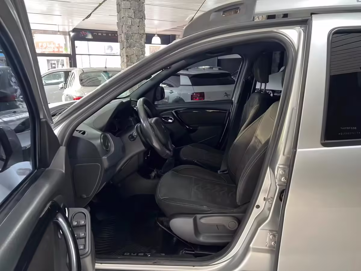 Renault Duster 1.6 Ph2 4×2 Privilege 110cv - imagen 12