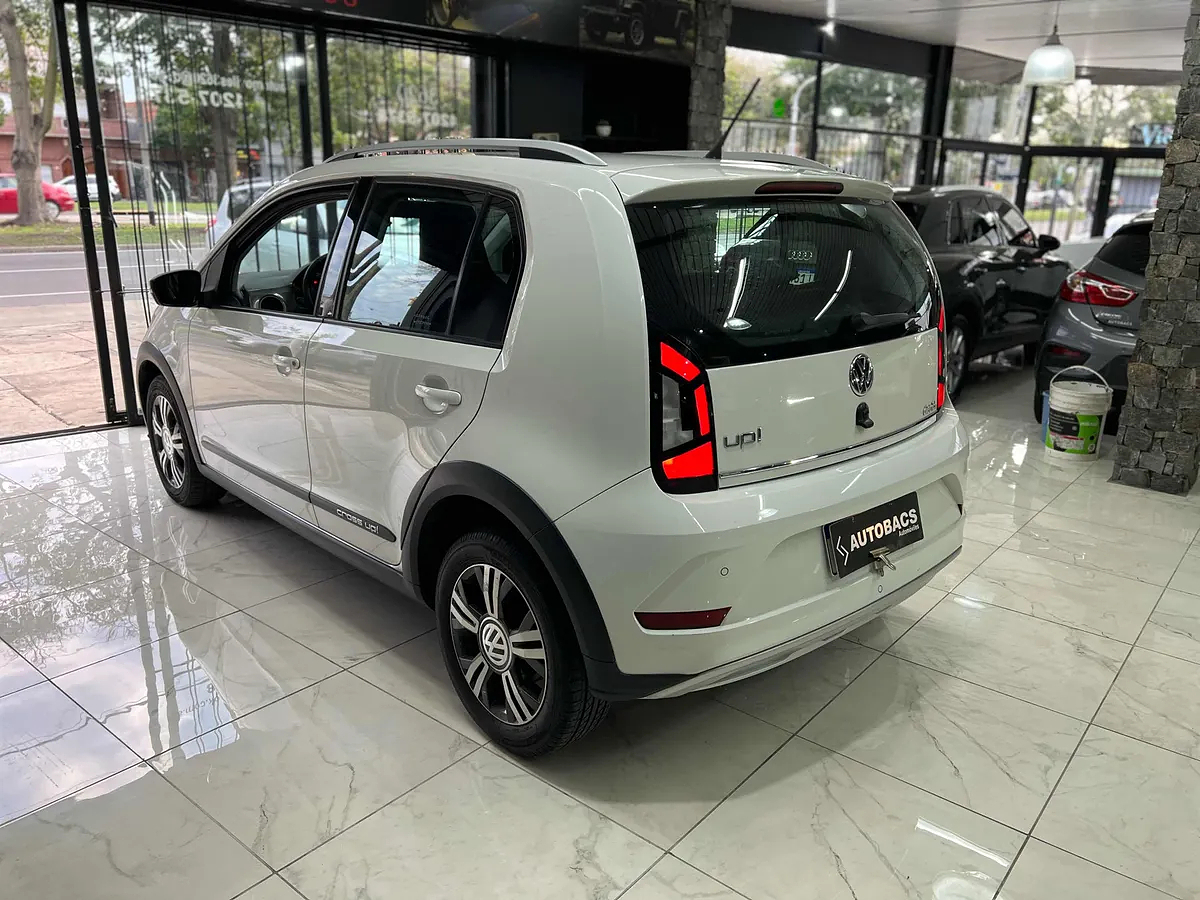 Volkswagen Up! 1.0 Cross Up!