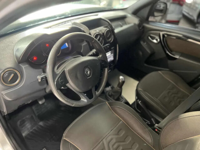 Renault Duster 1.6 Ph2 4×2 Privilege 110cv - miniatura 14