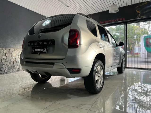 Renault Duster 1.6 Ph2 4×2 Privilege 110cv - miniatura 15