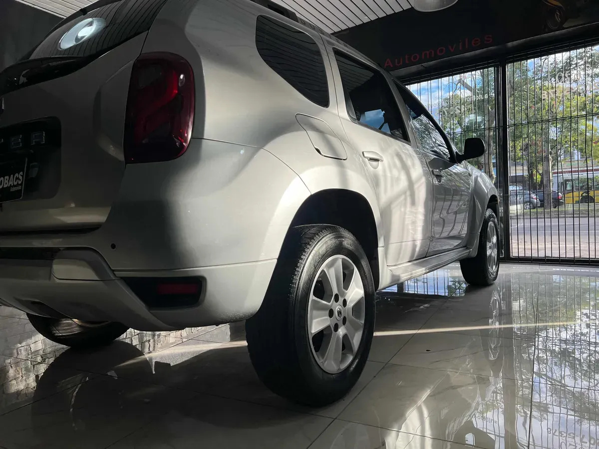 Renault Duster 1.6 Ph2 4×2 Privilege 110cv - imagen 16