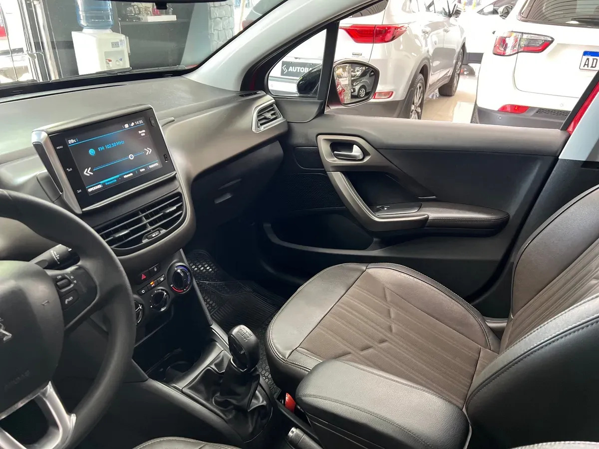 Peugeot 2008 1.6 Crossway - imagen 12