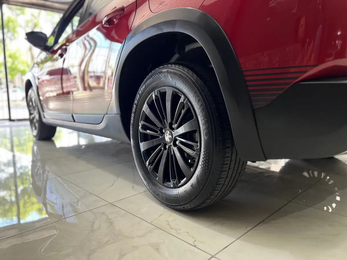 Peugeot 2008 1.6 Crossway - imagen 2