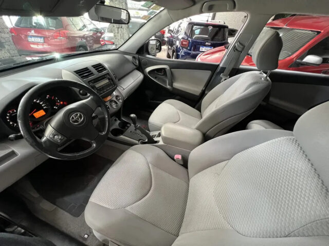 Toyota Rav4 2.4 4×2 At - miniatura 16