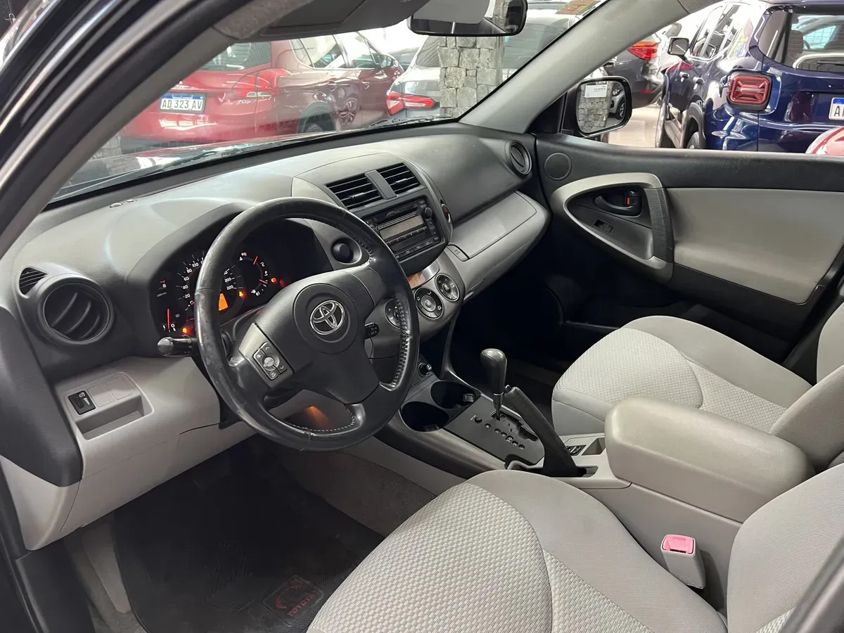 Toyota Rav4 2.4 4×2 At - imagen 2