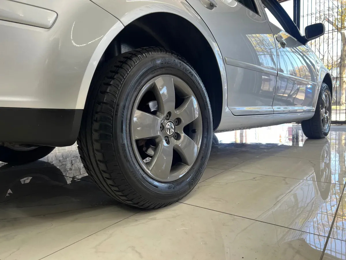 Volkswagen Bora 2.0 Trendline 115cv - imagen 12