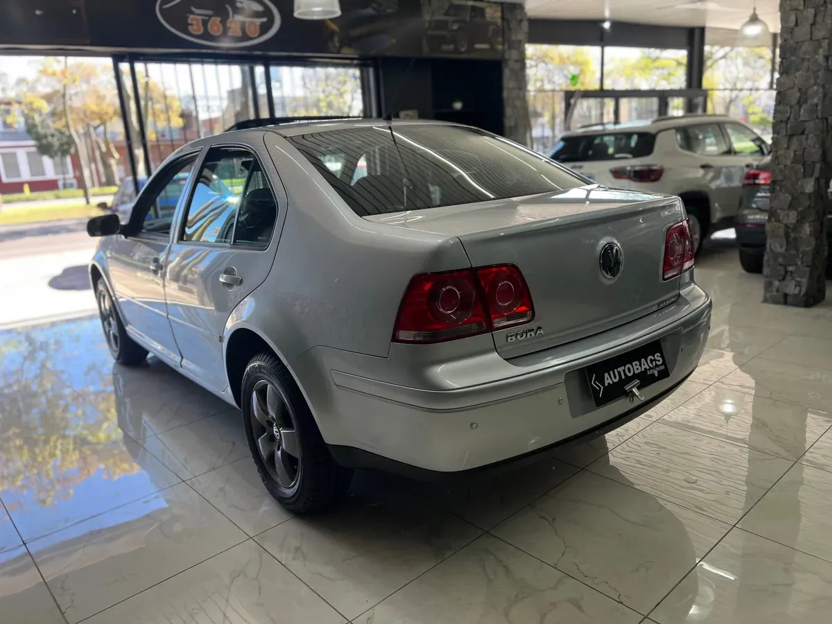 Volkswagen Bora 2.0 Trendline 115cv - imagen 9