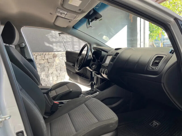 Kia Cerato 1.6 Ex At6 - miniatura 10