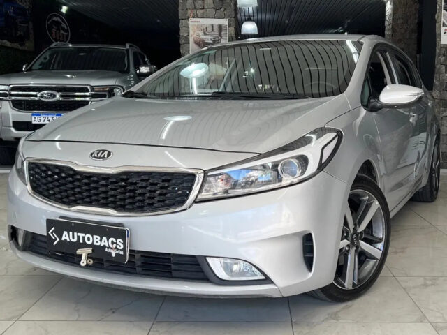Kia Cerato 1.6 Ex At6 - miniatura 17