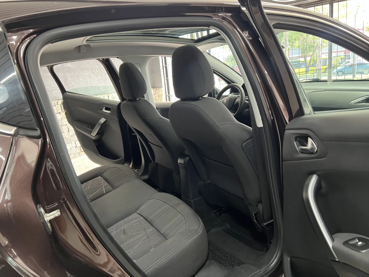 Peugeot 208 1.6 Feline - imagen 13