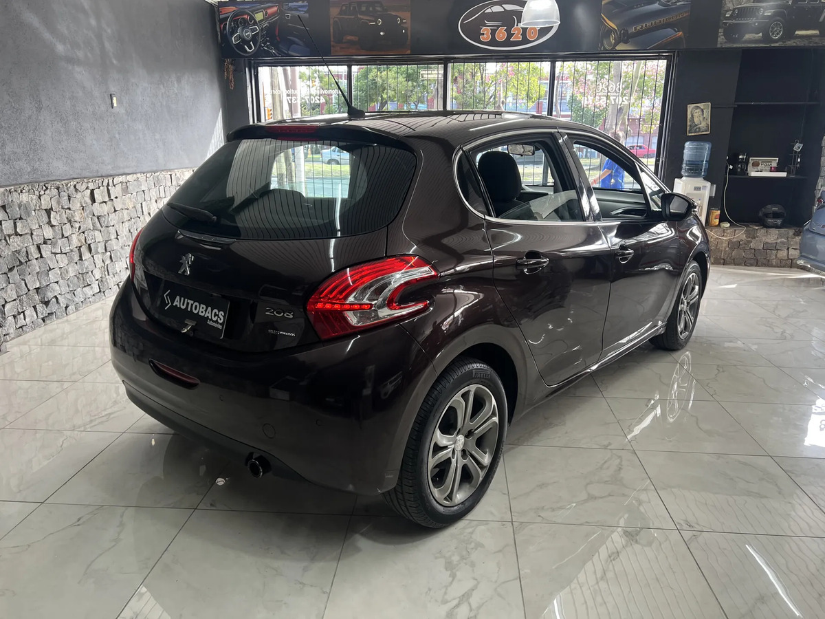 Peugeot 208 1.6 Feline - imagen 5