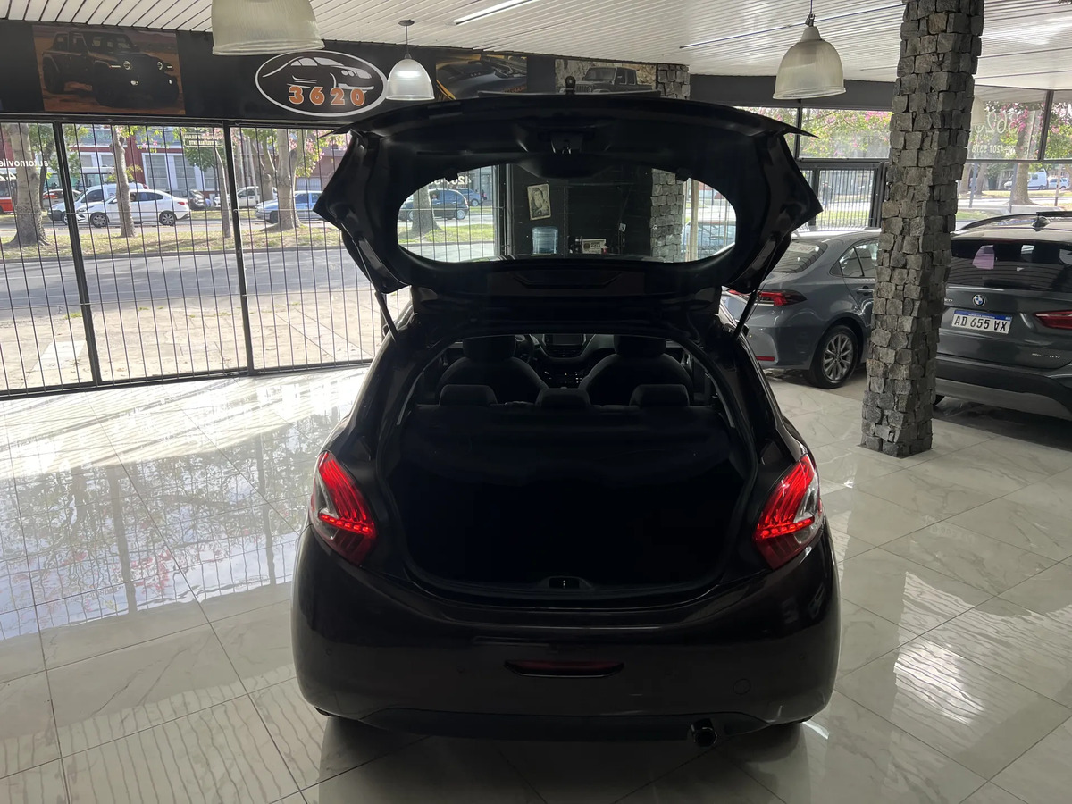 Peugeot 208 1.6 Feline - imagen 8
