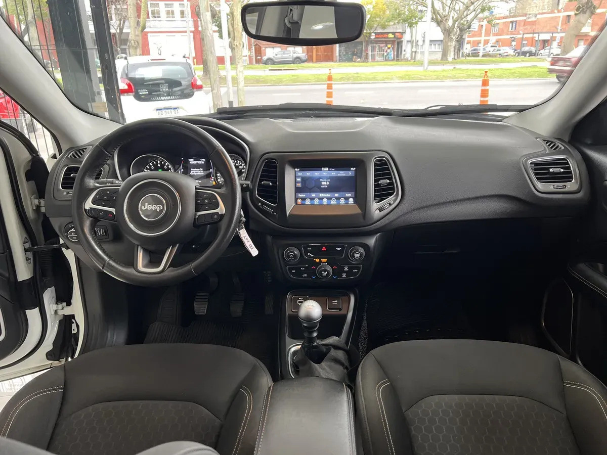 Jeep Compass 2.4 Sport - imagen 11