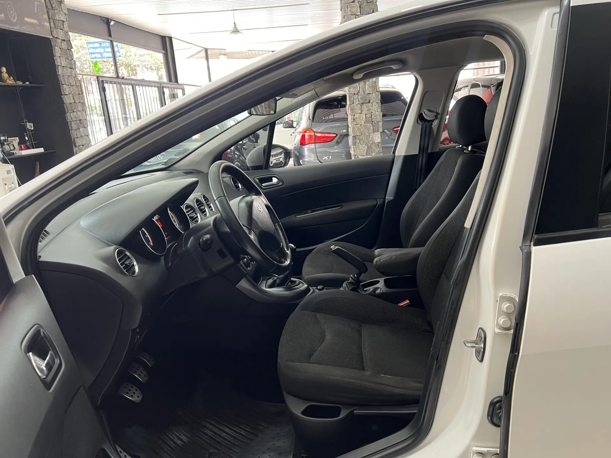 Peugeot 408 2.0 Allure 143cv - imagen 10