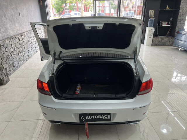 Peugeot 408 2.0 Allure 143cv - miniatura 4